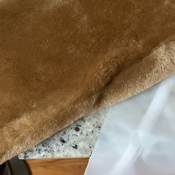 Cropped Brown Chevron-stripe Shearling Jacket - Picture 13 of 13